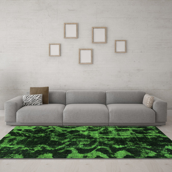Machine Washable Abstract Green Modern Area Rugs in a Living Room,, wshabs1156grn
