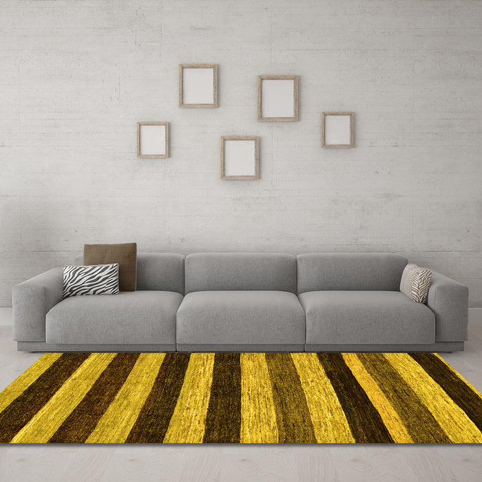 Machine Washable Abstract Yellow Modern Rug in a Living Room, wshabs115yw