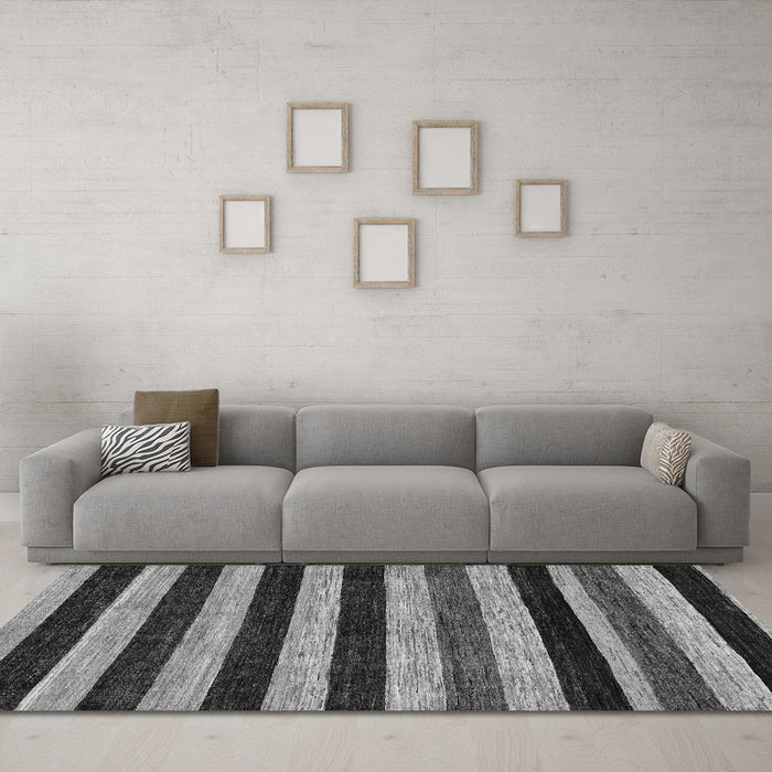 Machine Washable Abstract Gray Modern Rug in a Living Room,, wshabs115gry