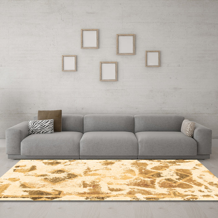 Machine Washable Abstract Brown Modern Rug in a Living Room,, wshabs1160brn