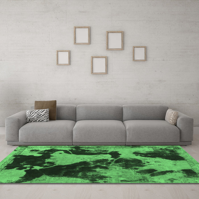 Machine Washable Abstract Emerald Green Modern Area Rugs in a Living Room,, wshabs1165emgrn