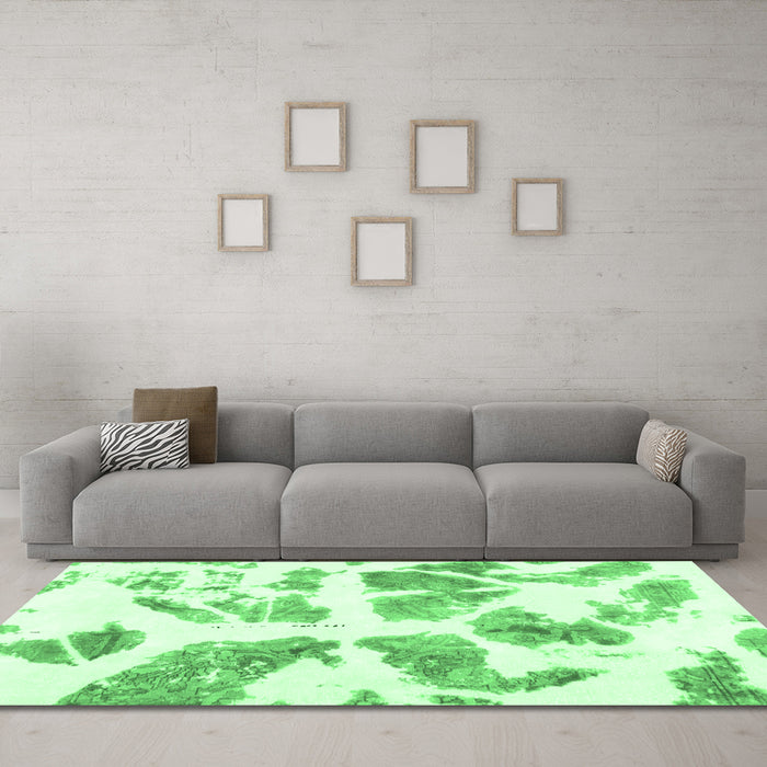 Machine Washable Abstract Emerald Green Modern Area Rugs in a Living Room,, wshabs1167emgrn