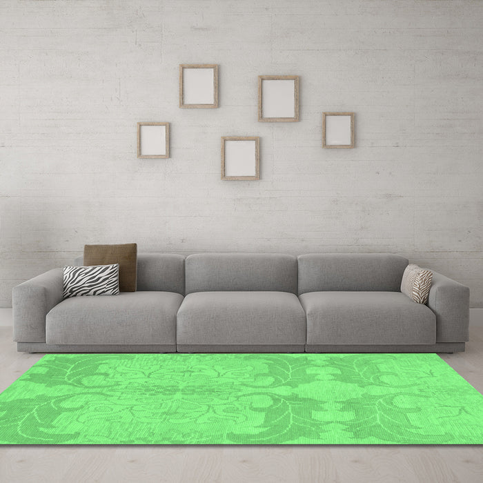 Machine Washable Abstract Emerald Green Modern Area Rugs in a Living Room,, wshabs1176emgrn