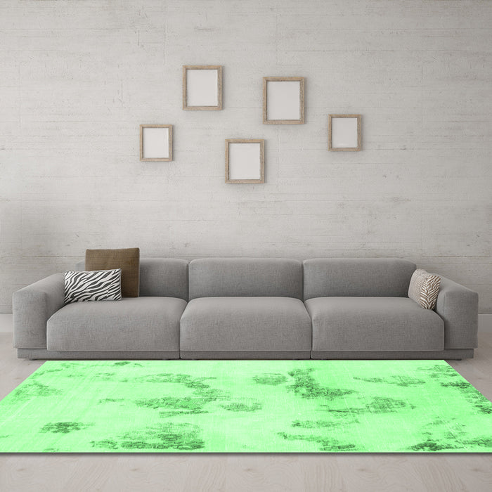 Machine Washable Oriental Emerald Green Modern Area Rugs in a Living Room,, wshabs1179emgrn