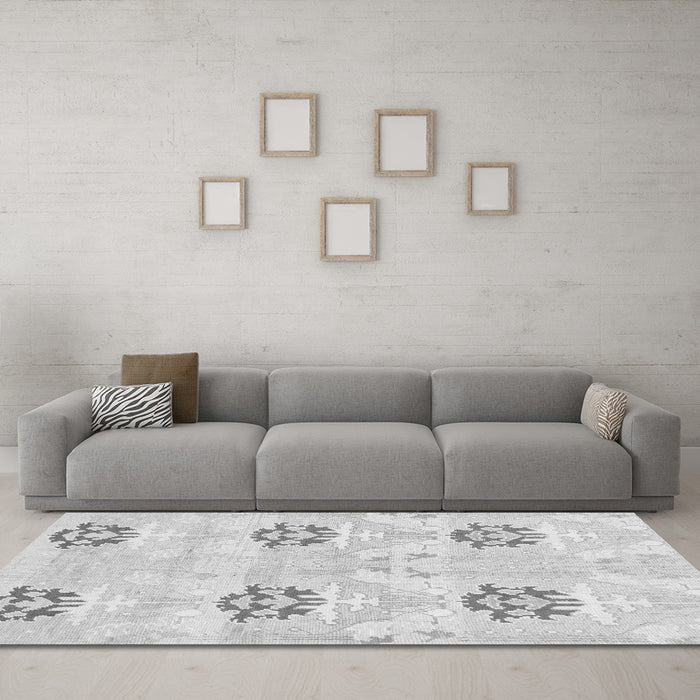 Machine Washable Oriental Gray Modern Rug in a Living Room,, wshabs1181gry
