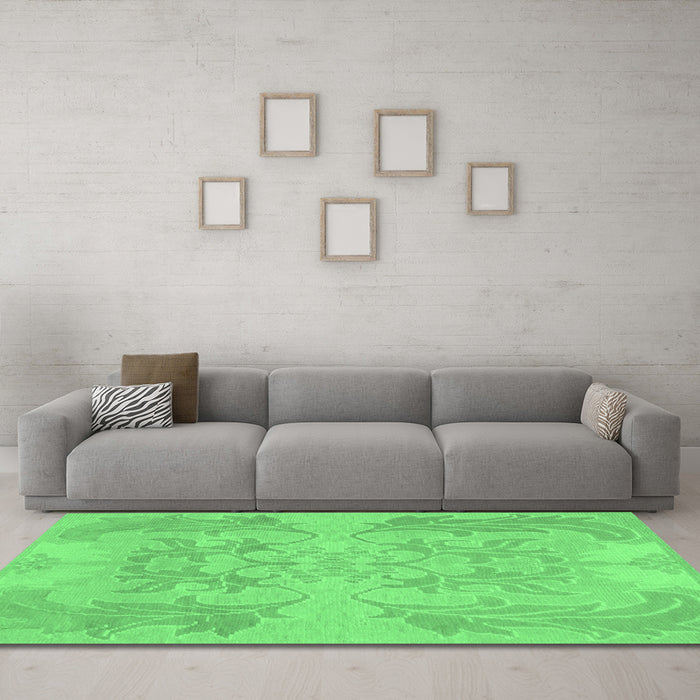 Machine Washable Abstract Emerald Green Modern Area Rugs in a Living Room,, wshabs1185emgrn