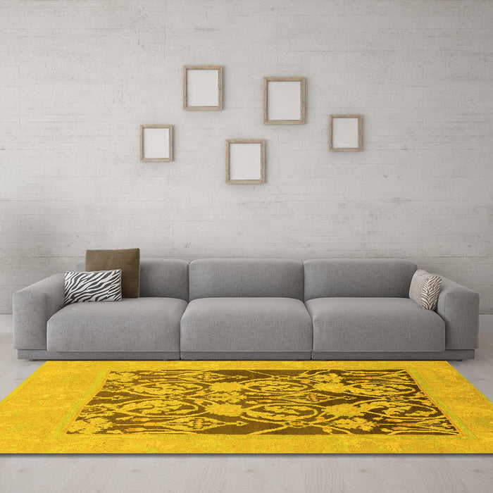 Machine Washable Abstract Yellow Modern Rug in a Living Room, wshabs1195yw
