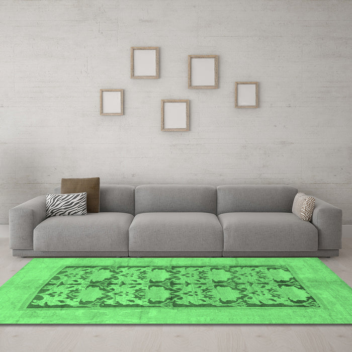 Machine Washable Abstract Emerald Green Modern Area Rugs in a Living Room,, wshabs1200emgrn