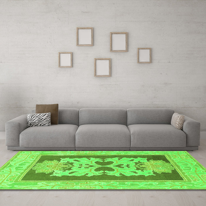 Machine Washable Abstract Green Modern Area Rugs in a Living Room,, wshabs1207grn