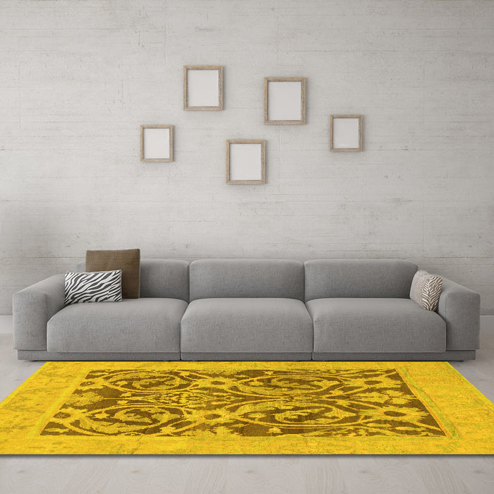 Machine Washable Abstract Yellow Modern Rug in a Living Room, wshabs1209yw