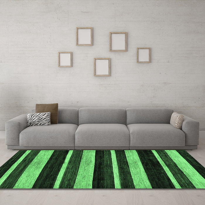 Machine Washable Abstract Emerald Green Modern Area Rugs in a Living Room,, wshabs120emgrn