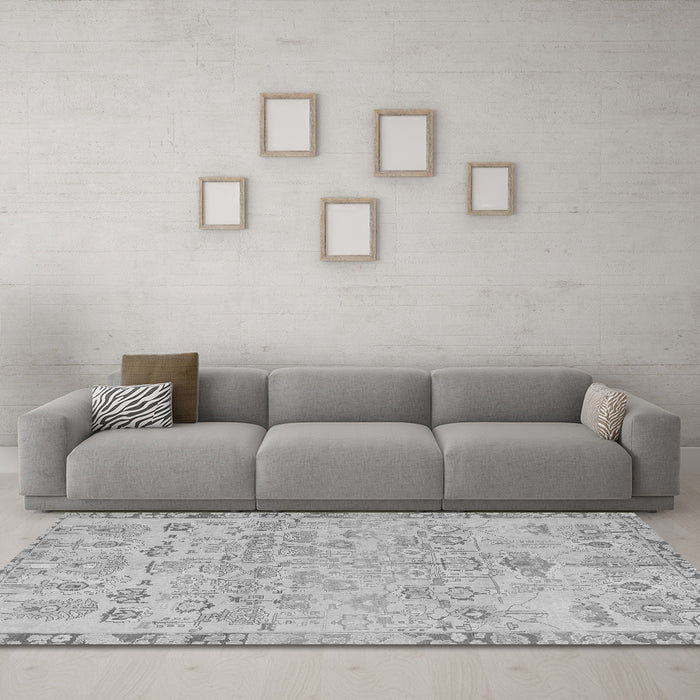 Machine Washable Abstract Gray Modern Rug in a Living Room,, wshabs1220gry