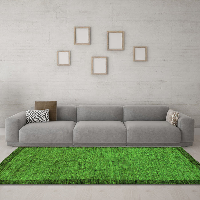 Machine Washable Abstract Green Modern Area Rugs in a Living Room,, wshabs122grn