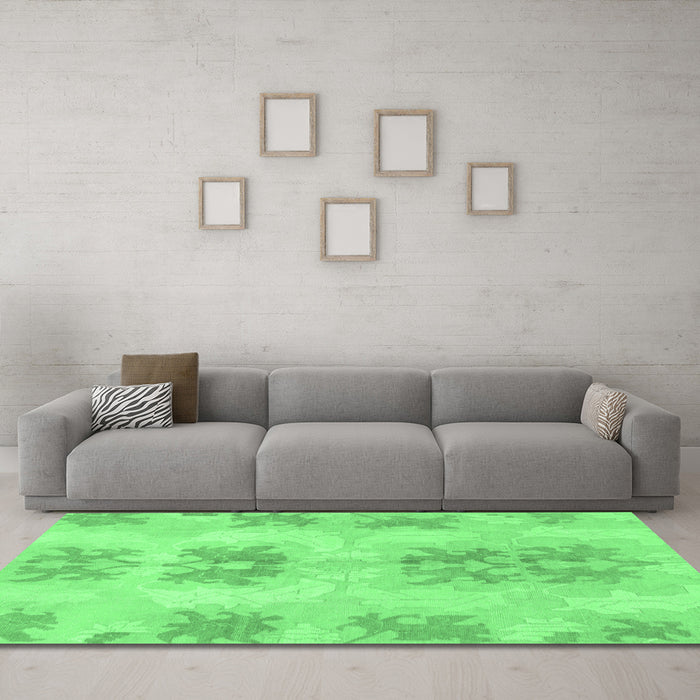 Machine Washable Abstract Emerald Green Modern Area Rugs in a Living Room,, wshabs1232emgrn