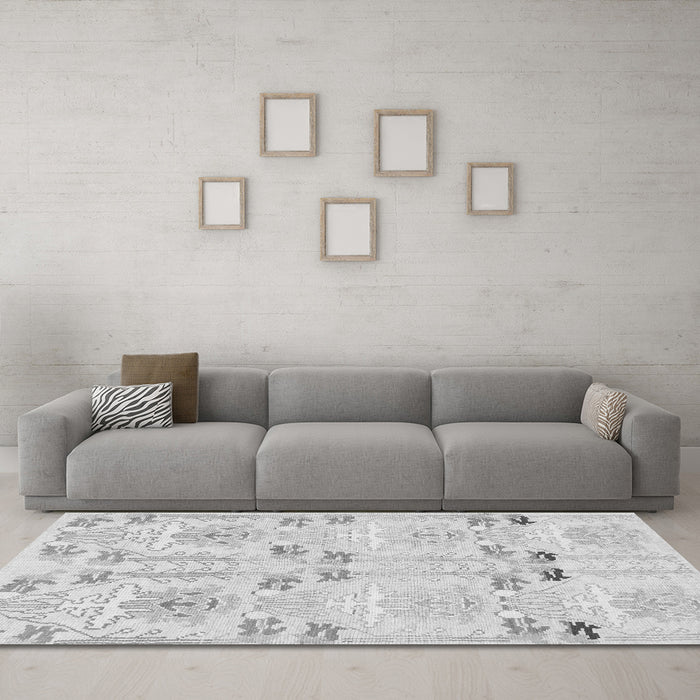 Machine Washable Abstract Gray Modern Rug in a Living Room,, wshabs1233gry