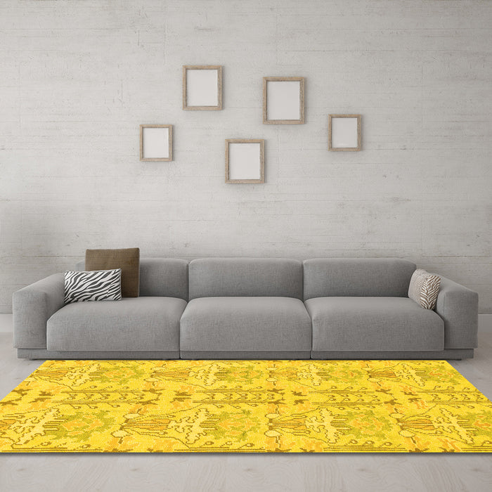 Machine Washable Abstract Yellow Modern Rug in a Living Room, wshabs1237yw