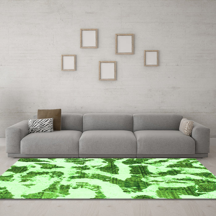 Machine Washable Abstract Green Modern Area Rugs in a Living Room,, wshabs1242grn