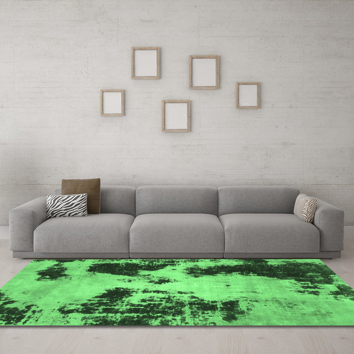 Machine Washable Abstract Emerald Green Modern Area Rugs in a Living Room,, wshabs1247emgrn