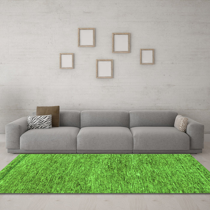 Machine Washable Abstract Green Modern Area Rugs in a Living Room,, wshabs124grn