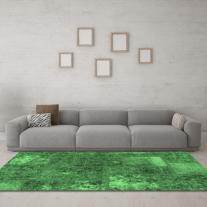 Machine Washable Patchwork Emerald Green Transitional Area Rugs in a Living Room,, wshabs1258emgrn