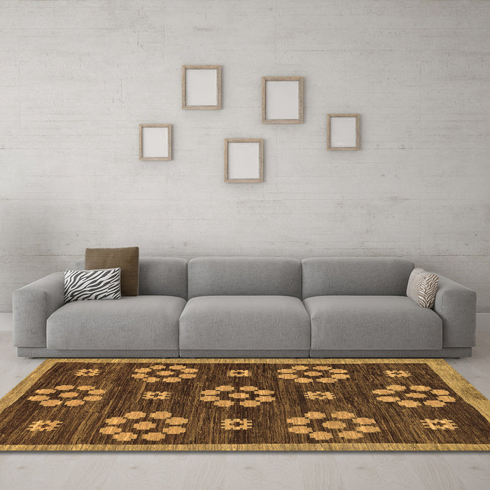 Machine Washable Abstract Brown Modern Rug in a Living Room,, wshabs125brn