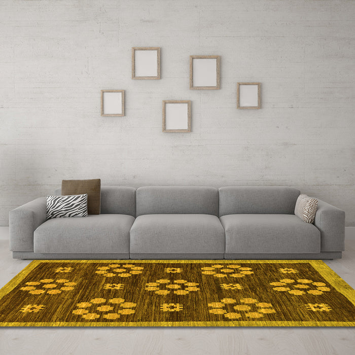 Machine Washable Abstract Yellow Modern Rug in a Living Room, wshabs125yw