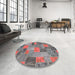 Round Machine Washable Abstract Gunmetal Gray Rug in a Office, wshabs1262