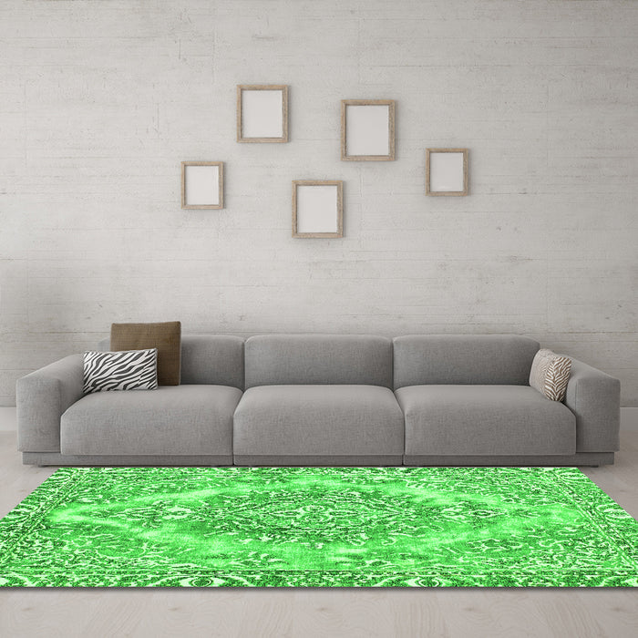 Machine Washable Abstract Green Modern Area Rugs in a Living Room,, wshabs1269grn