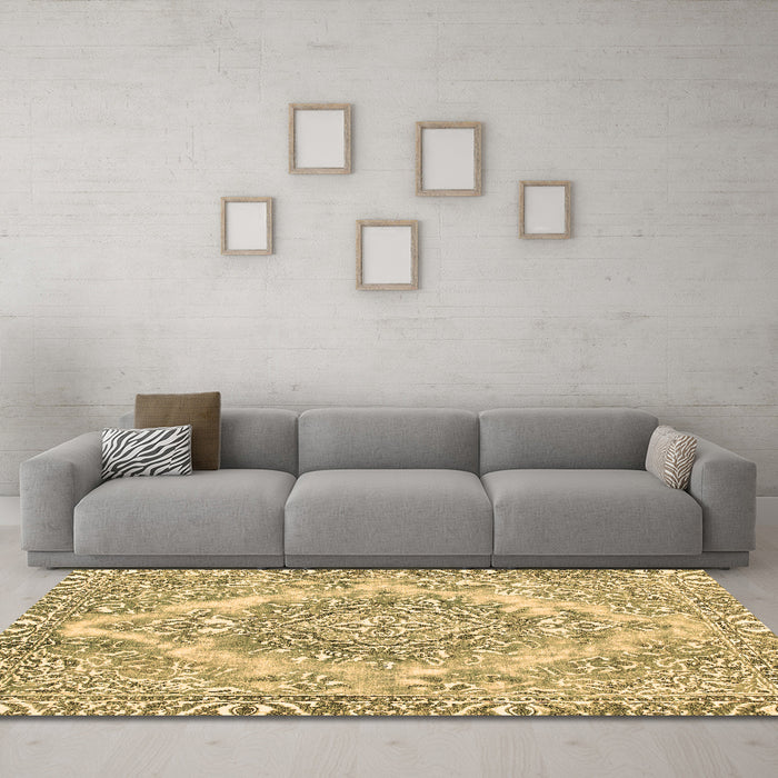 Machine Washable Abstract Brown Modern Rug in a Living Room,, wshabs1269brn