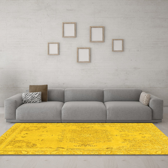 Machine Washable Abstract Yellow Modern Rug in a Living Room, wshabs1270yw