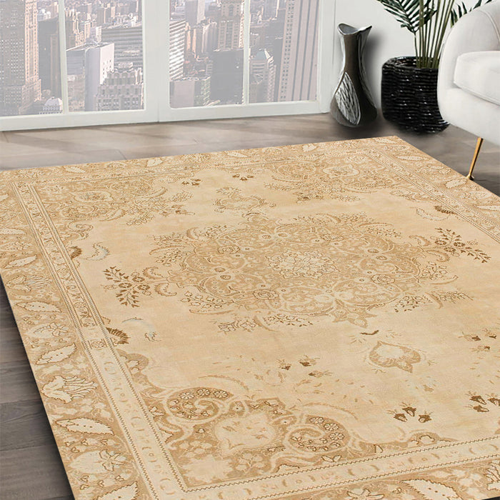 Machine Washable Abstract Yellow Rug in a Family Room, wshabs1270