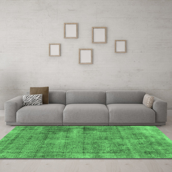 Machine Washable Abstract Emerald Green Modern Area Rugs in a Living Room,, wshabs1274emgrn