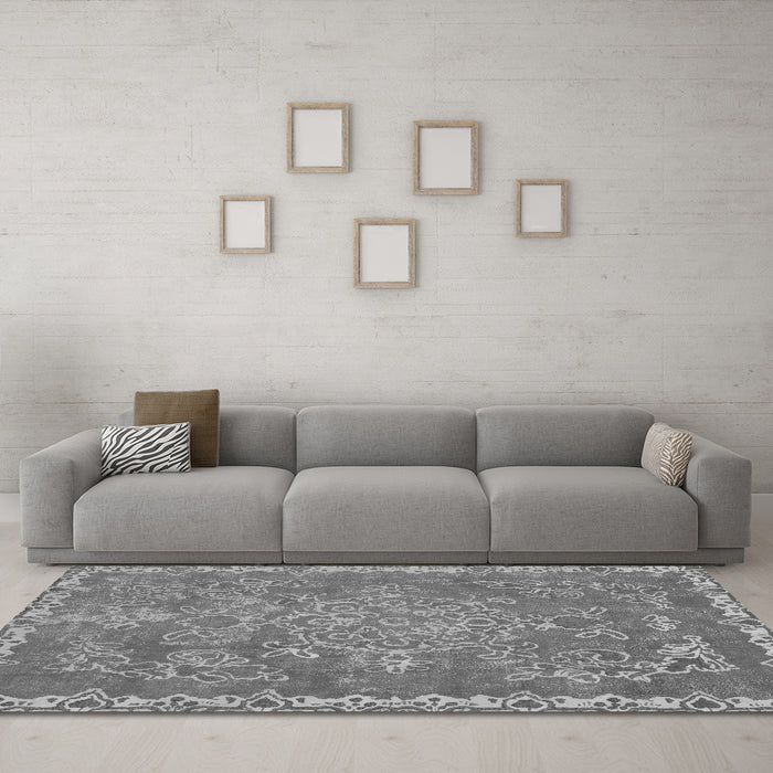 Machine Washable Abstract Gray Modern Rug in a Living Room,, wshabs1277gry
