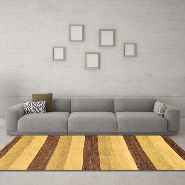 Machine Washable Solid Brown Modern Rug in a Living Room,, wshabs127brn