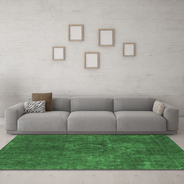 Machine Washable Abstract Emerald Green Modern Area Rugs in a Living Room,, wshabs1281emgrn