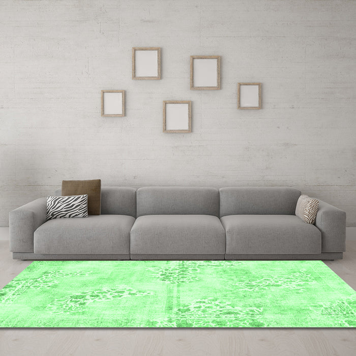 Machine Washable Abstract Emerald Green Modern Area Rugs in a Living Room,, wshabs1282emgrn