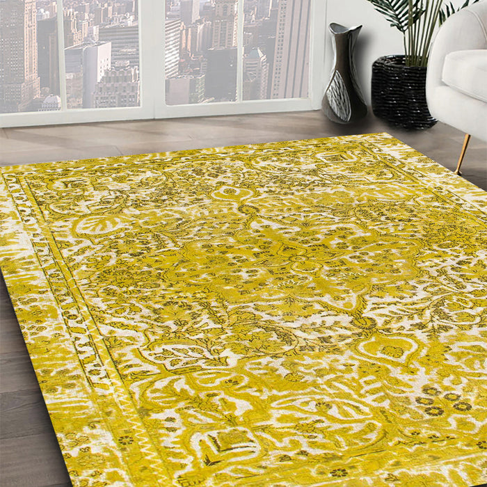 Abstract Orange Gold Modern Rug in Family Room, abs1287