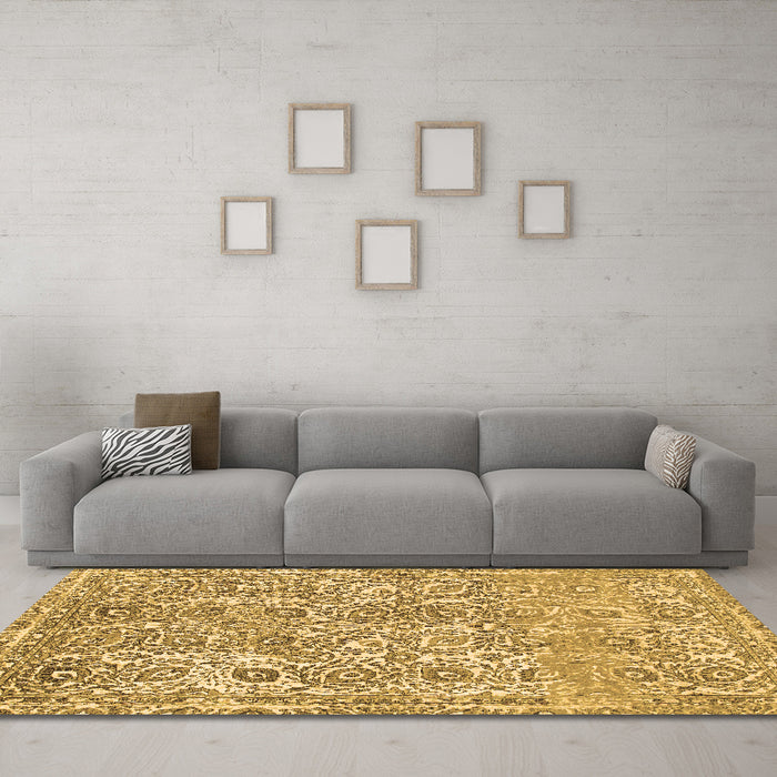 Machine Washable Abstract Brown Modern Rug in a Living Room,, wshabs1289brn