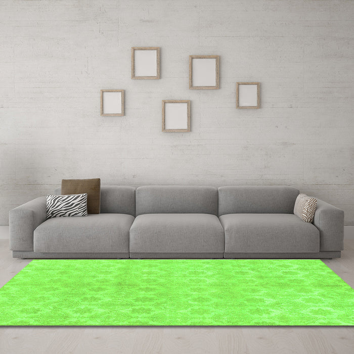 Machine Washable Abstract Green Modern Area Rugs in a Living Room,, wshabs1290grn