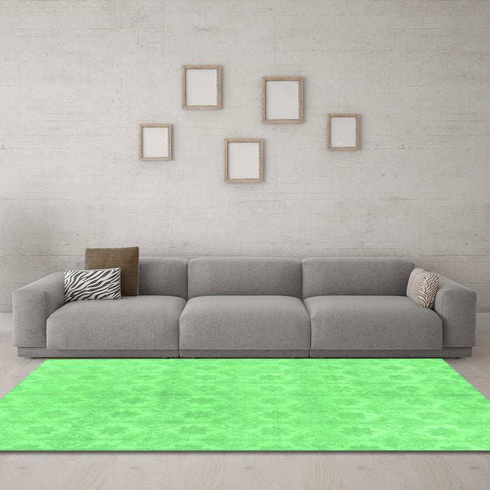 Machine Washable Abstract Emerald Green Modern Area Rugs in a Living Room,, wshabs1290emgrn