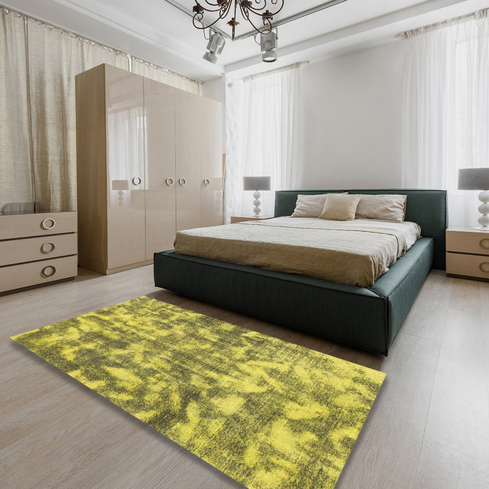 Machine Washable Abstract Gen Brown Yellow Rug in a Bedroom, wshabs1293