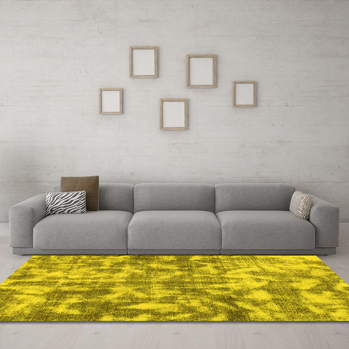 Machine Washable Abstract Yellow Modern Rug in a Living Room, wshabs1293yw