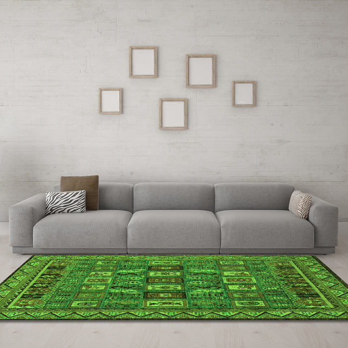 Machine Washable Abstract Green Modern Area Rugs in a Living Room,, wshabs1295grn