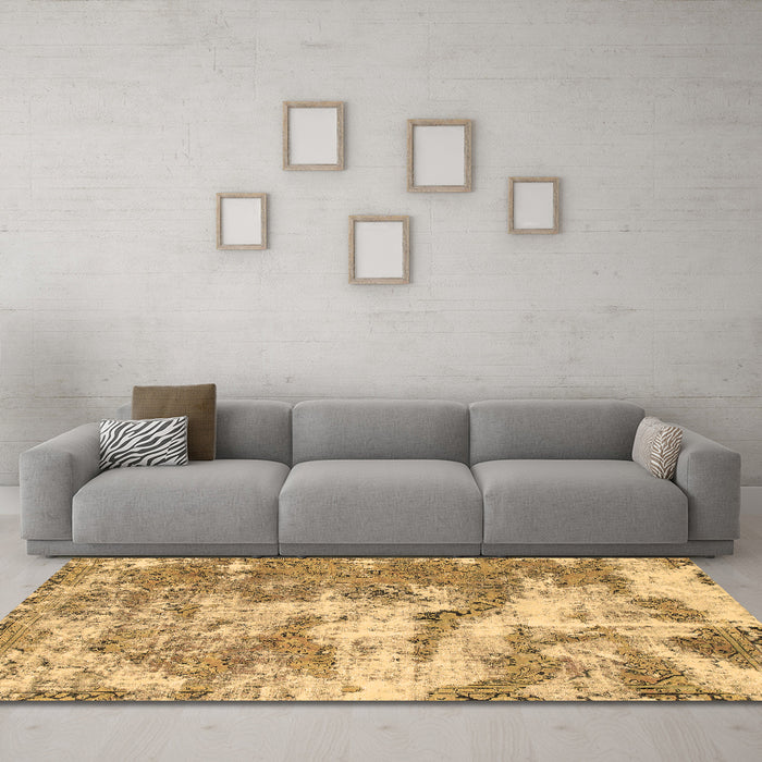 Machine Washable Abstract Brown Modern Rug in a Living Room,, wshabs1297brn