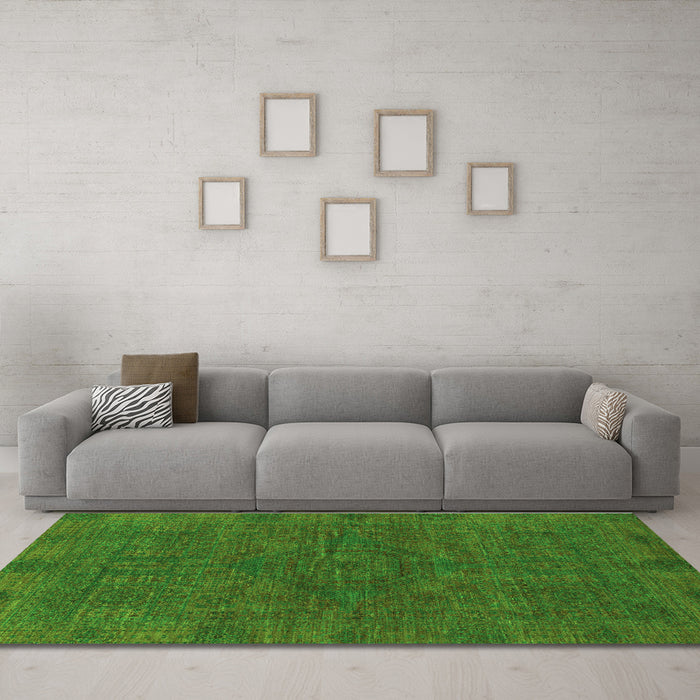 Machine Washable Abstract Green Modern Area Rugs in a Living Room,, wshabs1306grn