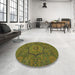 Round Abstract Dark Yellow Green Modern Rug in a Office, abs1311