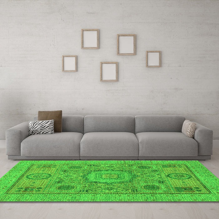 Machine Washable Abstract Green Modern Area Rugs in a Living Room,, wshabs1313grn