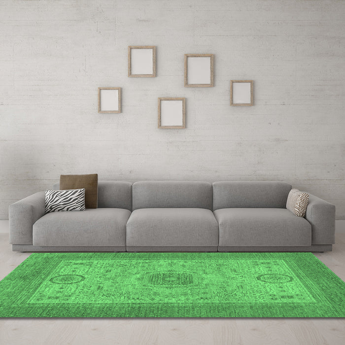 Machine Washable Abstract Emerald Green Modern Area Rugs in a Living Room,, wshabs1317emgrn
