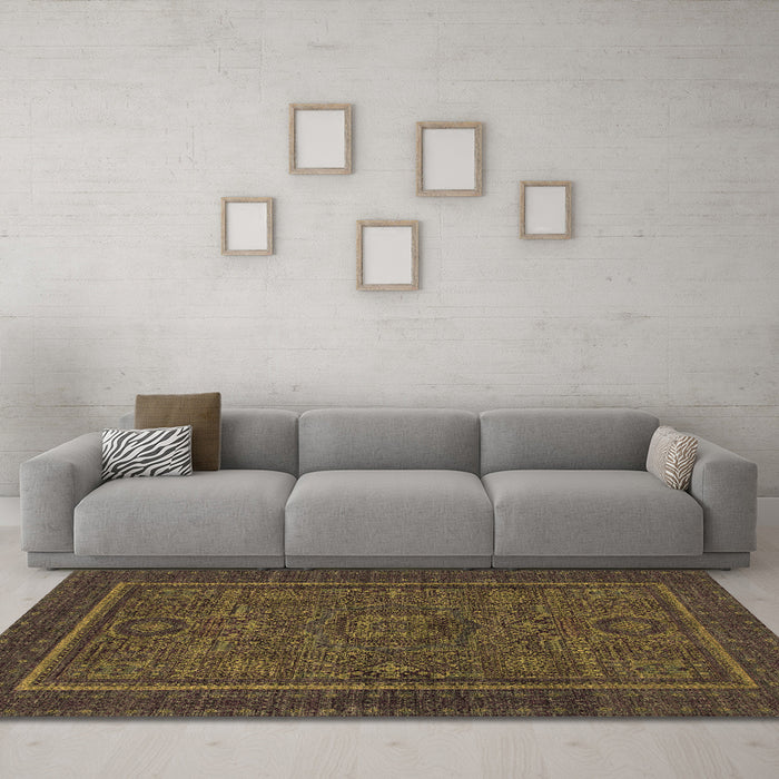 Machine Washable Abstract Brown Modern Rug in a Living Room,, wshabs1325brn