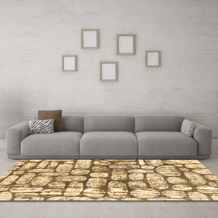 Machine Washable Abstract Brown Modern Rug in a Living Room,, wshabs1333brn